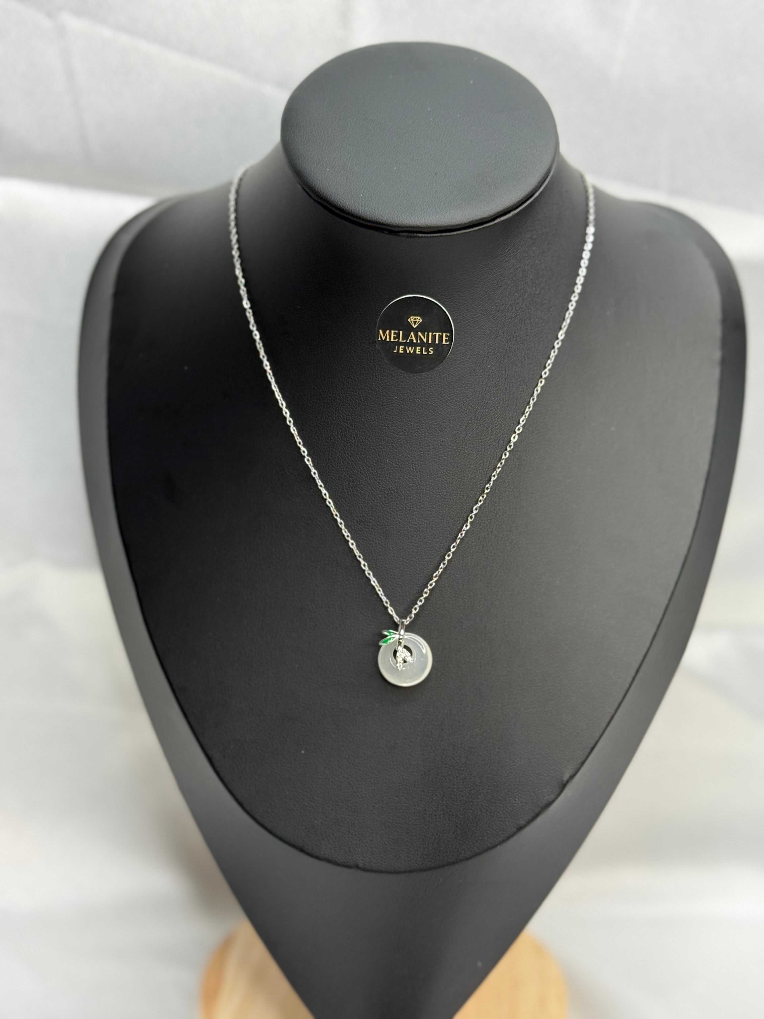 Gigi Pendant Necklace | Luxury Dainty Chain | Melanite Jewels