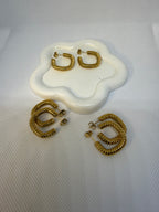 Twist hoop earring