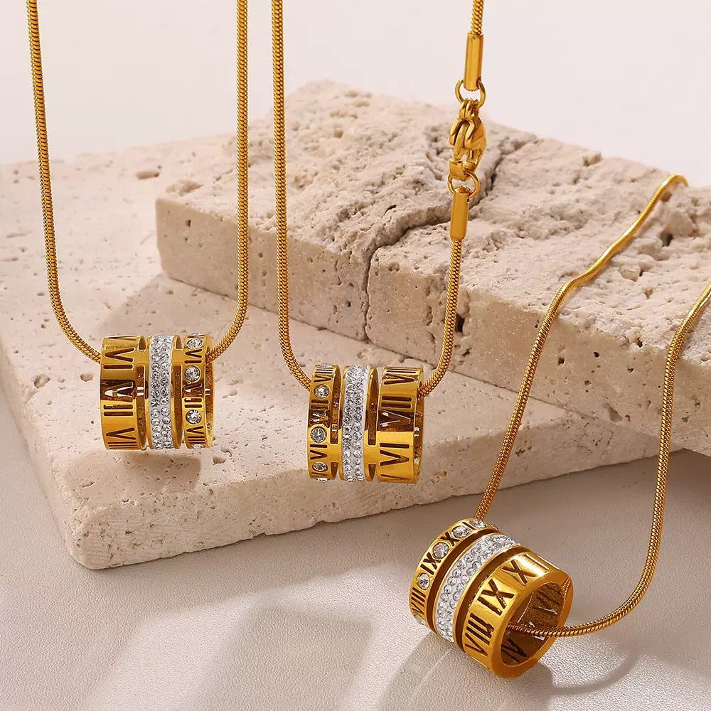 Roman number pendant and chain